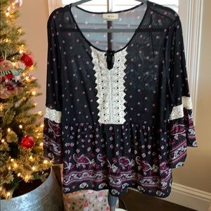 XL Style and Co sheer peasant top.